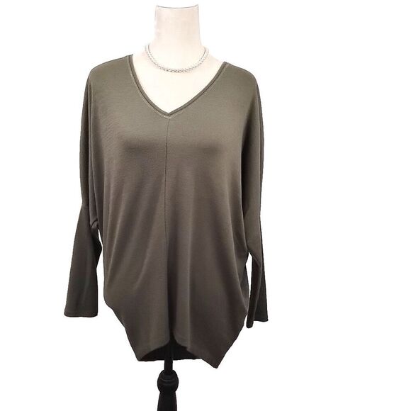 White House Black Market Tops - WHBM Womens XS Green Top Pullover Long Sleeve Loose fit